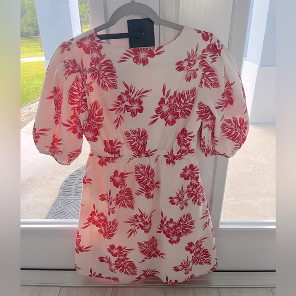 Pink and white dress - Picture 3 of 3